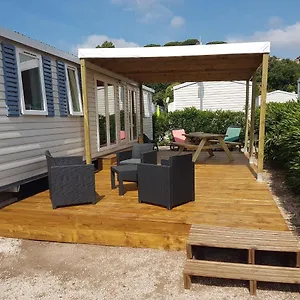 Confort, Climatisation,linge De Lit Et De Toilette, Coffre Fort, Ventilations Au Plafond Et Wifi Possible Campingplatz
