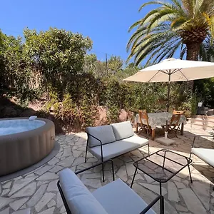 Simone, Maison, Quartier Calme, Grande Terrasse, Spa, Barbecue, 2 Apartment